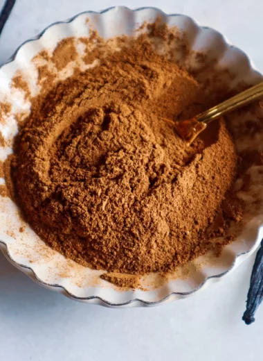Vanilla chai spice in a bowl.