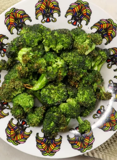 Air fryer broccoli in a serving bowl.