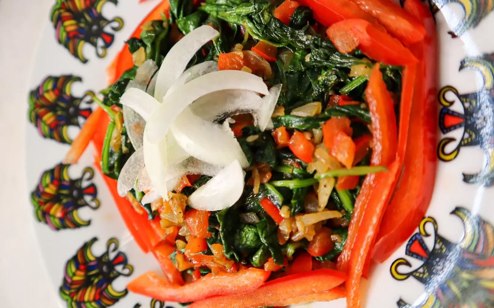 Sauteed spinach in a bol.