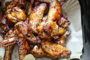 Air Fryer Cranberry-Glazed Chicken Wings