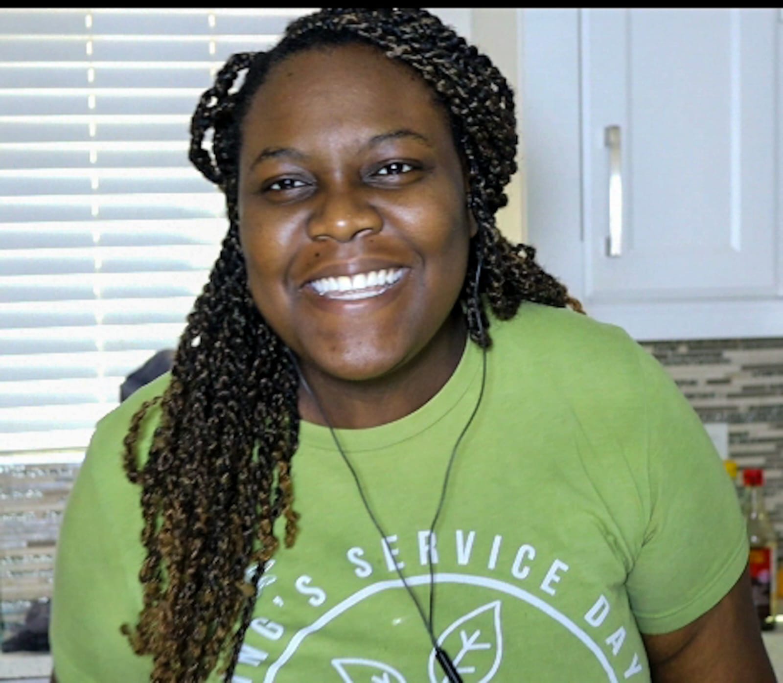 Photo of Sarah Leadon